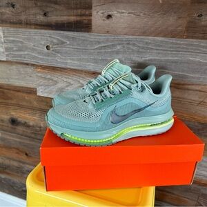 Nike Air Zoom Pegasus Premium Grey Seaweed Green NBY HQ2592-009 Men Size 10